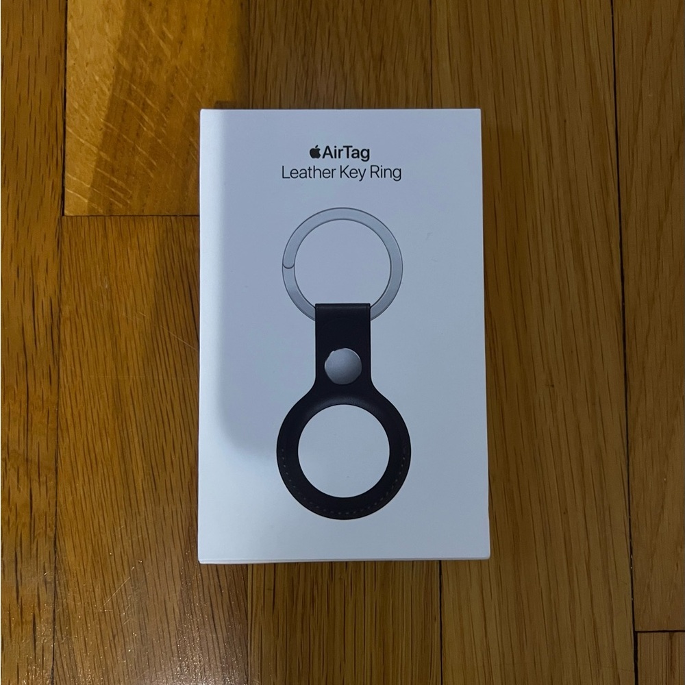 Apple AirTag FineWoven Key Ring